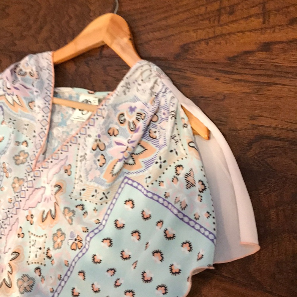 Women’s Anthropologie top, Medium